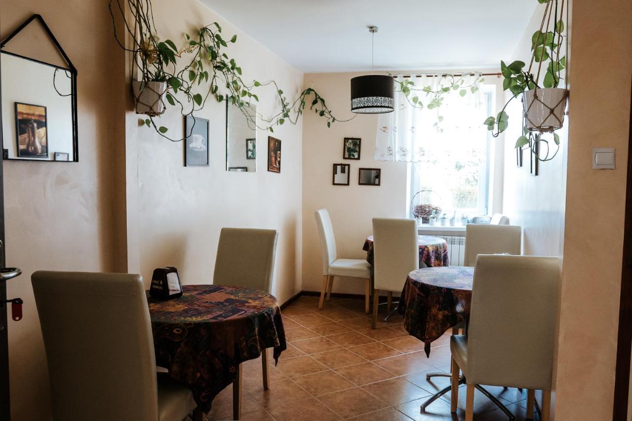 Hotel Marko Przemysl Ngoại thất bức ảnh