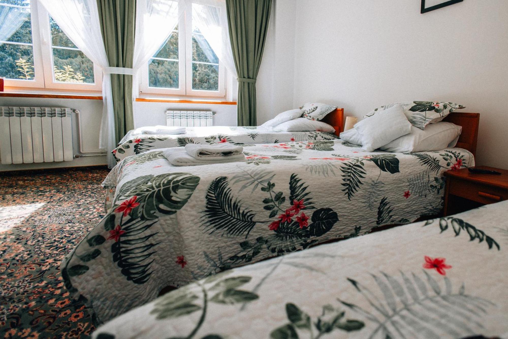 Hotel Marko Przemysl Ngoại thất bức ảnh